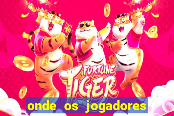 onde os jogadores do corinthians moram